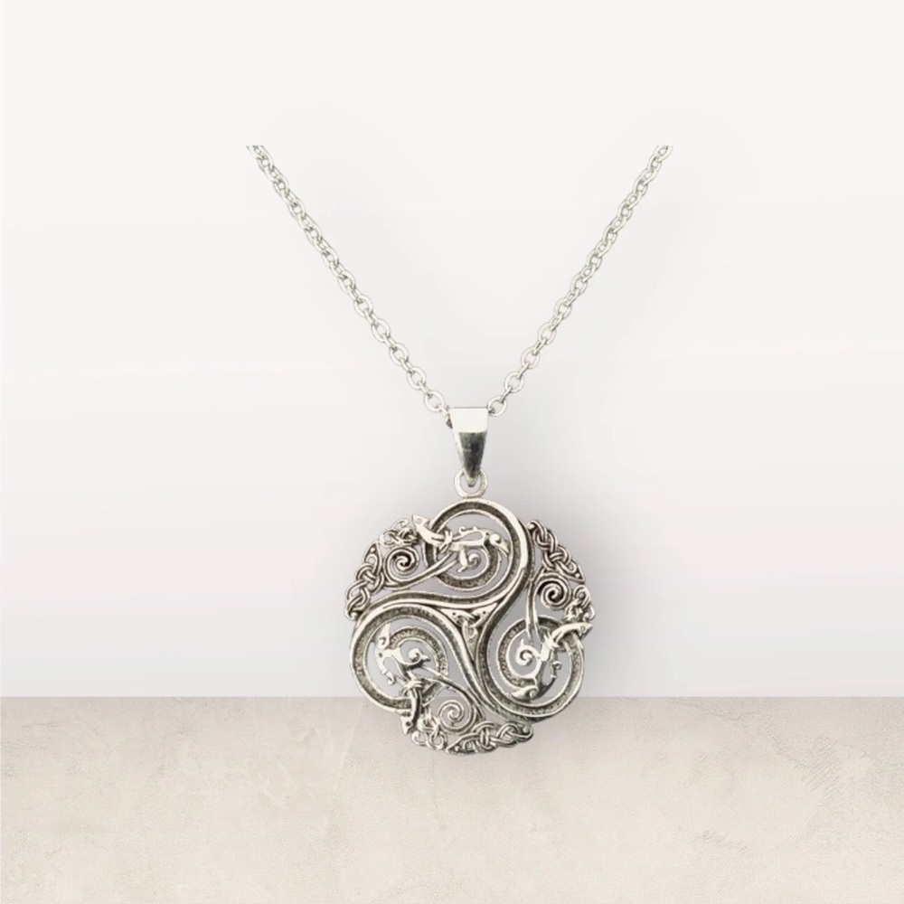 Large 925 Sterling Silver Celtic Triskele Dragon Pendant Free Chain Necklace